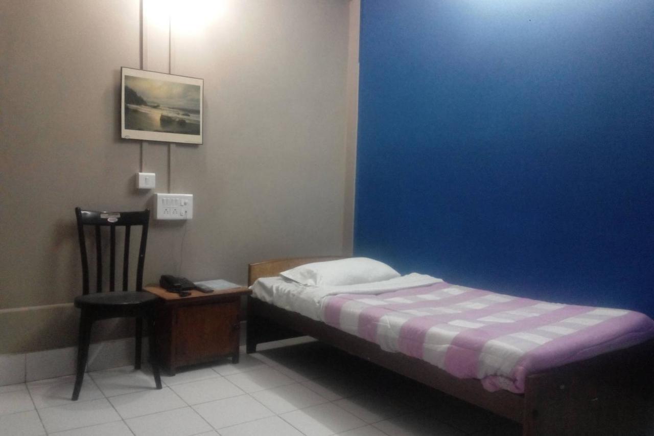 Chief Guest House Āīzawl Buitenkant foto